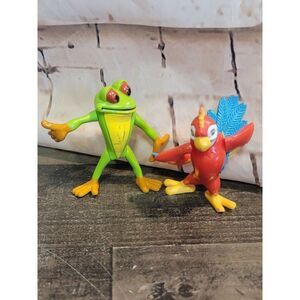 Rainforest Cafe parrot frog set toy figure posable